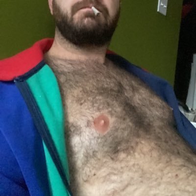 welcumneighbor's profile picture. perpetually horny - (AUS Dec 1-9, SEA Dec 9-21) - @nsfwillyum owns my dilf ass