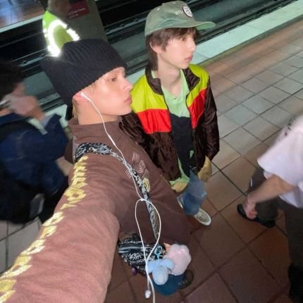 jamesakazyf's profile picture. 𝒄𝒐𝒓𝒕𝒊𝒔𝒉𝒐𝒍𝒊𝒄.

bismillah, 2026 apapun yg terbaik.