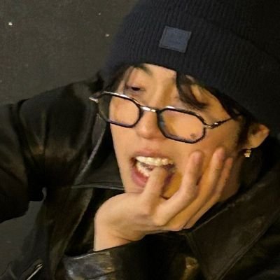 devilquokka's profile picture. ⠀⠀
⠀⠀⠀⠀⠀⠀⠀  ⠀        ⋆｡˚. 05.04 𓂃✿𓈒𓏸
 ⠀⠀⠀⠀⠀⠀  ⠀ ⠀   ⠀  ⠀ ⠀⠀
– the sun will always be there, 
⠀⠀⠀⠀⠀⠀⠀⠀⠀⠀waiting after the 𝗿𝗮𝗶𝗻  ˙⊹ ୧‧₊˚