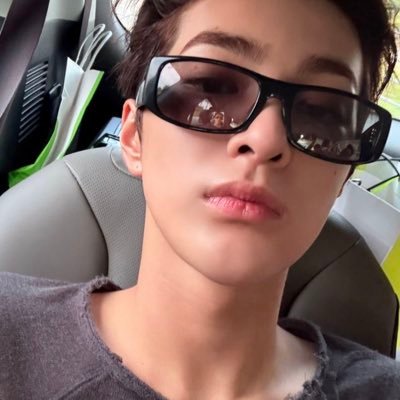 kyeonhoz's profile picture. 