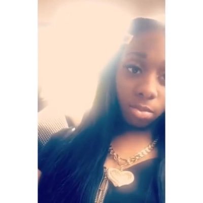 tahiria_'s profile picture. IG : @tvhiria @tahiria_ @tahiriamoss