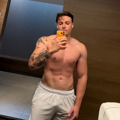 iagoalvesxx's profile picture. 🇧🇷 INSTA: iagoalvessx / https://t.co/nxk1mpShmP