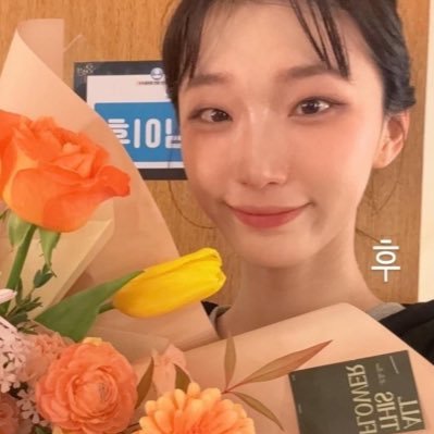 Afire__Love's profile picture. 곧 우주선 🚀 칠인회 기다리는 중💌