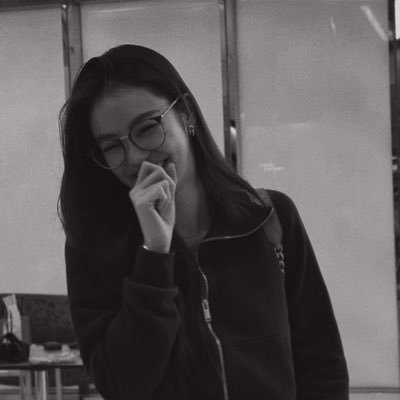 praikha_o's profile picture. 