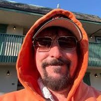 LeeVanden55539's profile picture. 