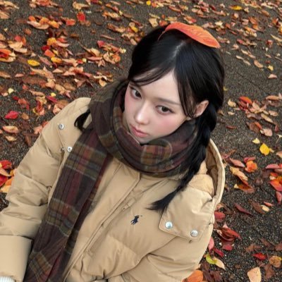 FarinePnZ's profile picture. 