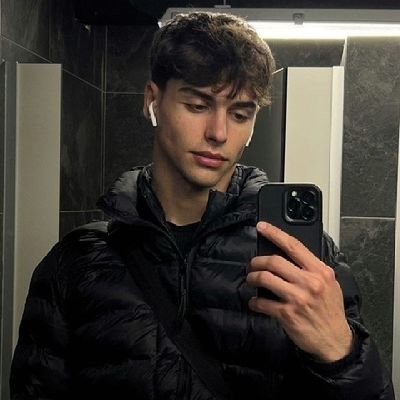 Haxtoncoal's profile picture. 