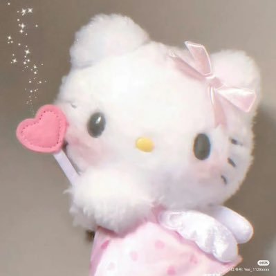 0vo__321's profile picture. 일상 공유 하는 계정