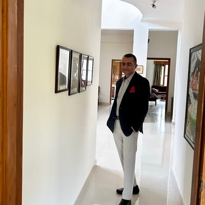 BishtLokinder's profile picture. #Orchardist & Ex #Banker; #Books #AncientIndianHistory #Art #Indology #Wellness; “पुरुषः सोऽहमस्मि” - I am He, the Purusha within thee. — ईशा उपनिषद