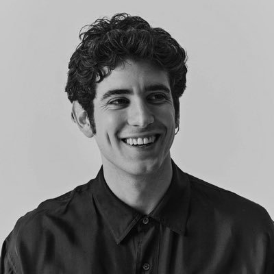 _Itsmlois_'s profile picture. ❄︎ | she/her | 24 | ♑︎ | il cielo stellato e la legge morale | 1+1=3🤍