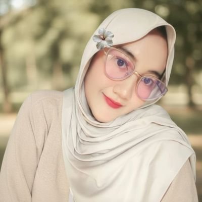 AlamandaIL's profile picture. Yang ditakdirkan takkan tertukar✨