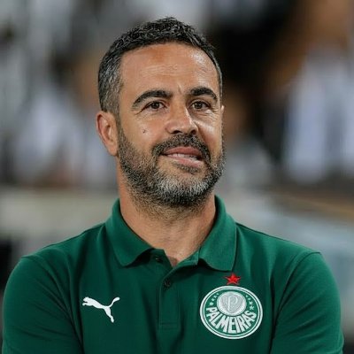 CornetaP2443's profile picture. Hyperpapalist and ultramontanist.