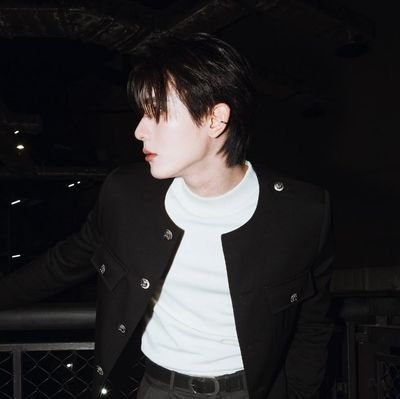 ffxcbqx's profile picture. ผมเจอเขาในฤดูหนาว ที่อบอุ่นที่สุด 🎻🌼 #kasibook #fforcejs #ชาวบรรณา #FOLARIS