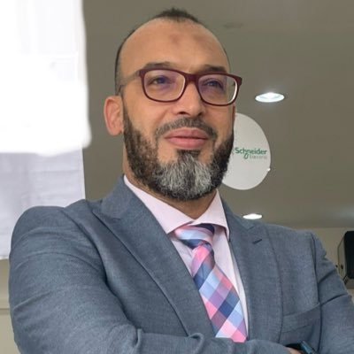 EngOssAmh's profile picture. مصري مسلم أحب الاستماع لجميع التيارات ولكن جميعها لا تمثلني مهتم بالحقائق وأميط الشر والفتن بعدم التحدث عنها🇪🇬من طنطا - مقيم بالدمام #عندما_ينطق_الصمت