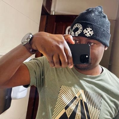 chomly01's profile picture. Electrical