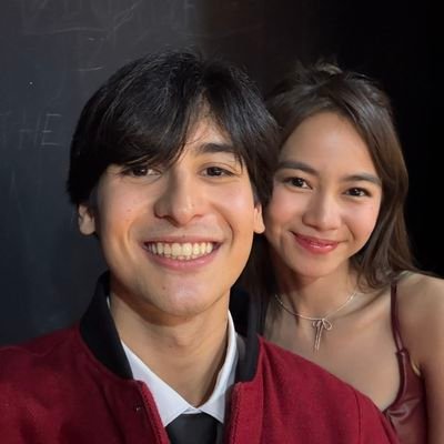 wintervearlatte's profile picture. ｡⁠.ﾟfangirl ♡ BTS | SEVENTEEN | Ashtine Olviga | Andres Muhlach | AshDres ｡⁠.ﾟ

💜 saw BTS •05-07-17 ||
🩷🩵 saw SVT •12-17-22 •01-14-24 •01-19-25