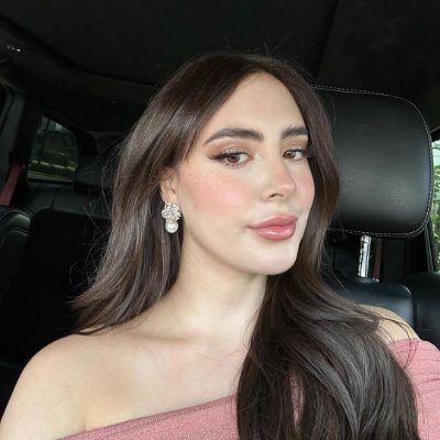 Lisa_Vanessa90's profile picture. As a single mother, my dream is to travel around the world with my daughter and try all kinds of food from around the world. Hope for world peace.Ban robots