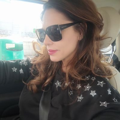 voxeadora111's profile picture. 💋💋💋💋💋💋💋💋💋
                     Saber lo que hay que hacer...
elimina el miedo.🥊😍💪