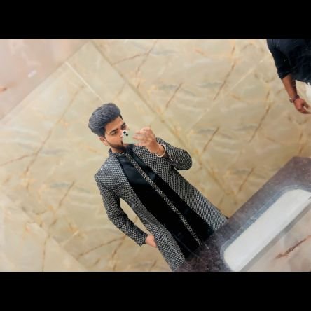 x_born2flirt's profile picture. Airdrop Hunter 🎯 | @playsomo | $SOMO | Reddio | Launch a network in minutes → @TanssiNetwork