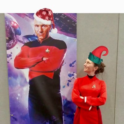 pilipalagwyn's profile picture. Schweinfluencerin, dumme Linke, 🏴󠁧󠁢󠁷󠁬󠁳󠁿, Ally 🏳️‍🌈 #fckafd. Trekkie, Metalhead - Find someone who looks at you the way I look at Captain Picard