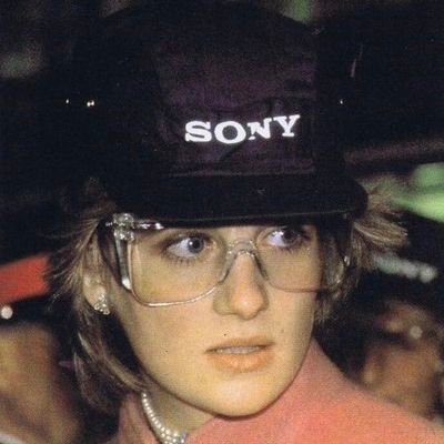 yunglira88's profile picture. 