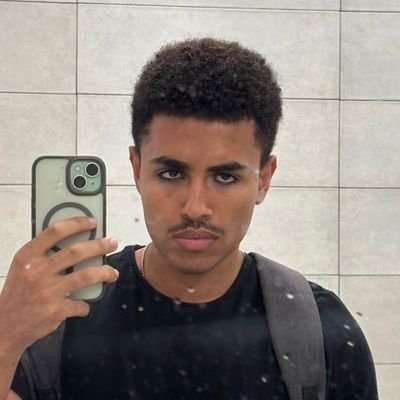 6Momen9's profile picture. Free Bird
@priv_momen