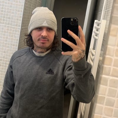 _TeLoo's profile picture. Un jour, j’ai gagné un tapis de souris Qpad. Depuis, j’improvise. https://t.co/nMnmQnmfgy