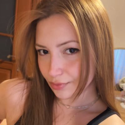 yarensumu's profile picture. platonik ankarali, professional catlover, muhendis?, tavukdunyasi ceo. 𓅰 𓅬 𓅭 𓅮 𓅯