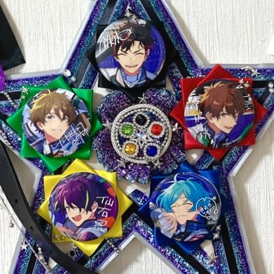 umeforenst's profile picture. 🔰enst(2024年6月〜) prsk(2025年2月〜)🔰25↑♀💫enst:🌠📦推し❤️‍🔥💙🖤💛💚、🍫沼にも片足突っ込んだし多分📦推しする ブロマンス派 prsk:🎪📦推し🌟🎈🤖🍬腐◎NL◎🎀手芸垢@handmadeyaume🎀無配慮垂れ流しの為ブロック推奨