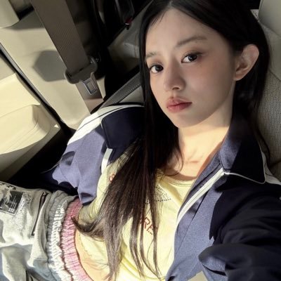 crtszone's profile picture. #1 coergllit