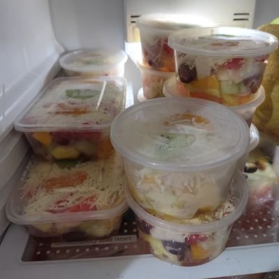 Riboflaviiin's profile picture. Akun alter gak usah dibawa ke real life ya, biar menjadi rahasia aku dan kamu yang mengenalku