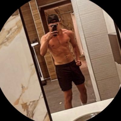alphacashmater's profile picture. 🇬🇧18+| Straight Cash Master 👑 Financial Advisor Size 10 👣 ATM 35€ Tribute