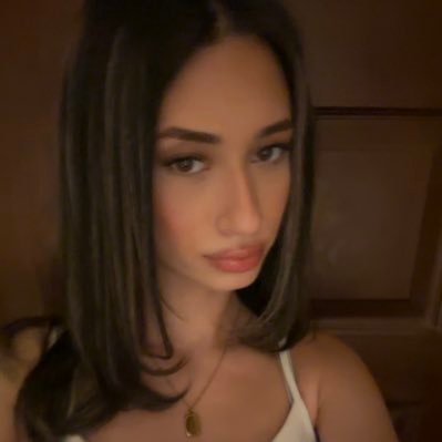 m4riamahmed's profile picture. insane