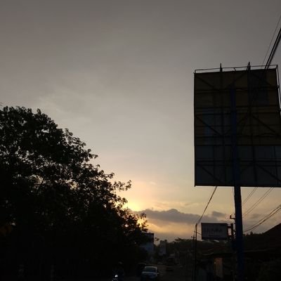 Luthfi398463's profile picture. D3EVNA4F