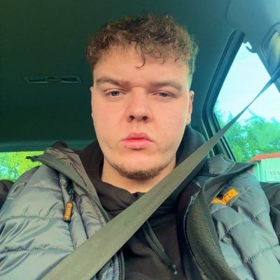 FinlayyyyB's profile picture. mags bags slags