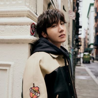 justbe347167251's profile picture. Fan account *29* New acct, locked out of old acct