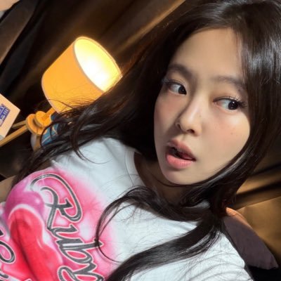 127converse's profile picture. 