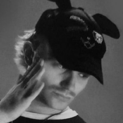 AdryDaYoKai's profile picture. Local crazy gal. Massive FAKE TYPE., Mori Calliope/Hololive and Joost enthusiast (Multifandom) Briefers Rock lover Priv: @AdryVsTheWorld (EN/ES)🇵🇷🇩🇴