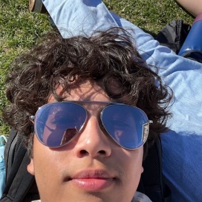 baothiento's profile picture. design engineer | cs + art @columbia | building @joinscraps, @zeneditorco, https://t.co/j0OAMBndyX