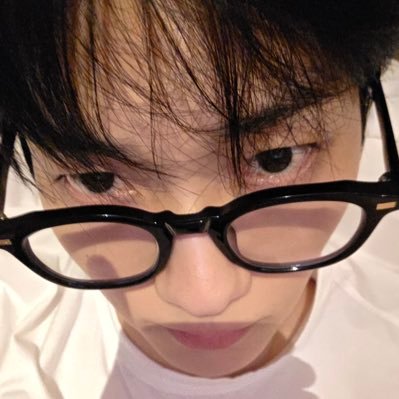 twelve05cm's profile picture. 마음이 복잡하고 지칠 땐 언제든 제게 기대요. 늘 응원합니다! -수빈- 🍀 | #수빈 #soobin ᢉ𐭩 | aki soobin truther