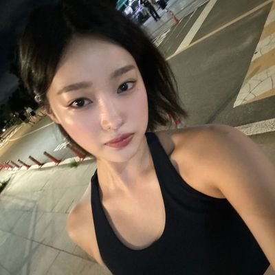 userfresiita's profile picture. @enhypen ❤️‍🩹