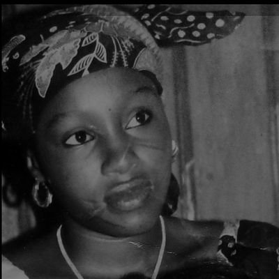 khadamu1's profile picture. 