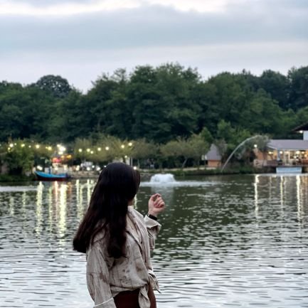 cheshkhomar's profile picture. 