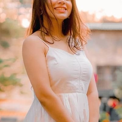 Alina751010's profile picture. Soft heart, sharp mind, and a vibe you can’t forget.