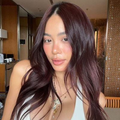 cuc38569's profile picture. Books are my escape ,My superpower is getting lost in them📚 I'm new here