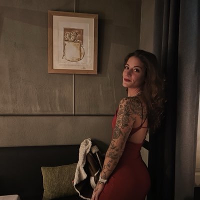 Linousaure's profile picture. moviesmoviesmoviesmovies.