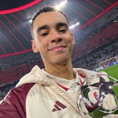 CFC_Bivol's profile picture. @ChelseaFc . @Celtics. @Usman84kg