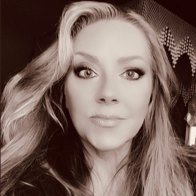 StepfordFiles's profile picture. Wife , Mom, Mayflower Society/DAR , Business owner and Veterans non profit Co-founder . MAGA🇺🇸🇺🇸🇺🇸