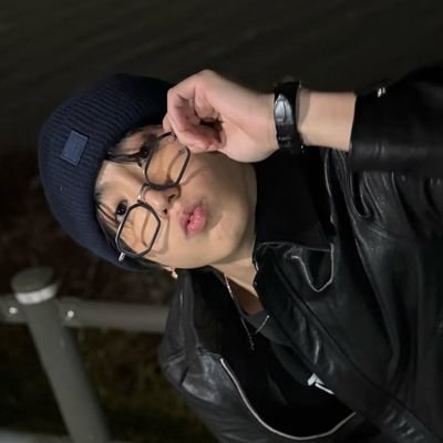 ssickjisung's profile picture. dm for permission to speak on jisung.