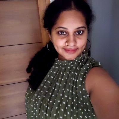 SneRaghu's profile picture. pOsitiVe vibEs oNly ✨️